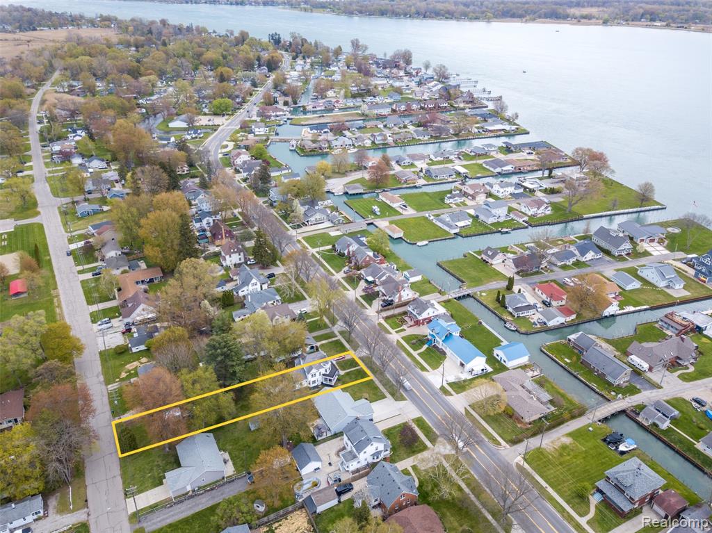 1749 Saint Clair River Drive, Algonac, MI 48001 — Photo 4