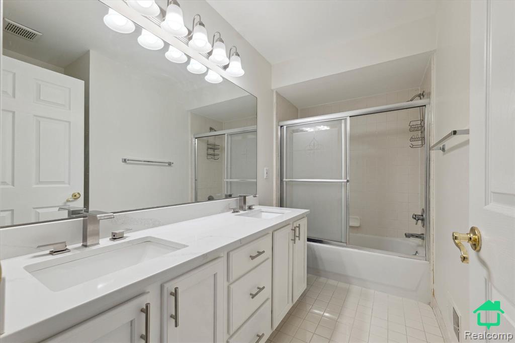 51065 Weston Drive, Plymouth, MI 48170 — Photo 32