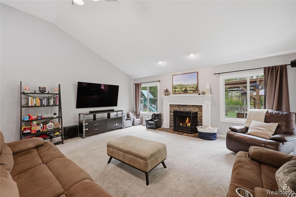 49371 Deerfield Park, Macomb, MI 48044 — Photo 8