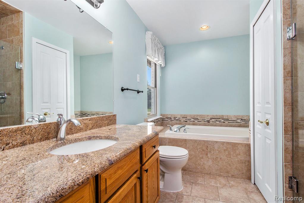 44293 La Domain Drive, Sterling Heights, MI 48314 — Photo 13