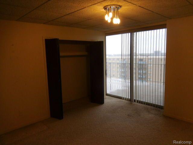 15801 PROVIDENCE Drive, 9F, Southfield, MI 48075 — Photo 13