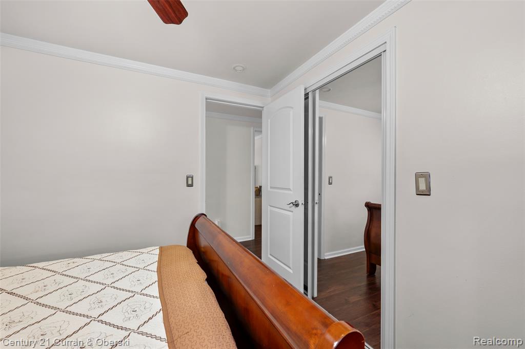 741 Berwyn Street, Dearborn Heights, MI 48127 — Photo 24