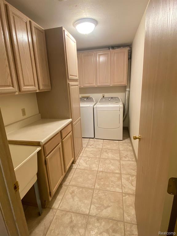 634 PERRY CREEK Drive, Grand Blanc, MI 48439 — Photo 6
