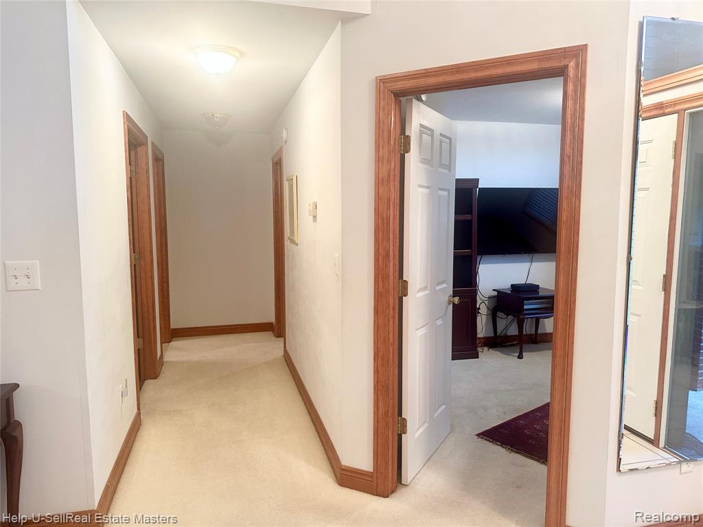 3120 Aberdeen Court, Port Huron, MI 48060 — Photo 7