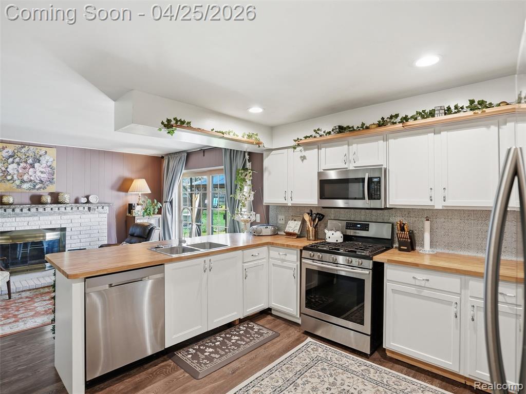 44242 N Umberland Circle, Canton, MI 48187 — Photo 13