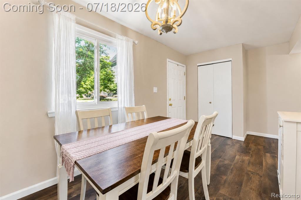 7300 Bluewater Drive, Clawson, MI 48348 — Photo 10