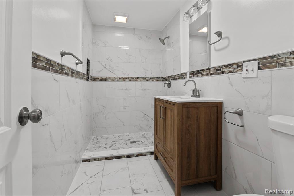 2029 Trowbridge, Hamtramck, MI 48212 — Photo 8