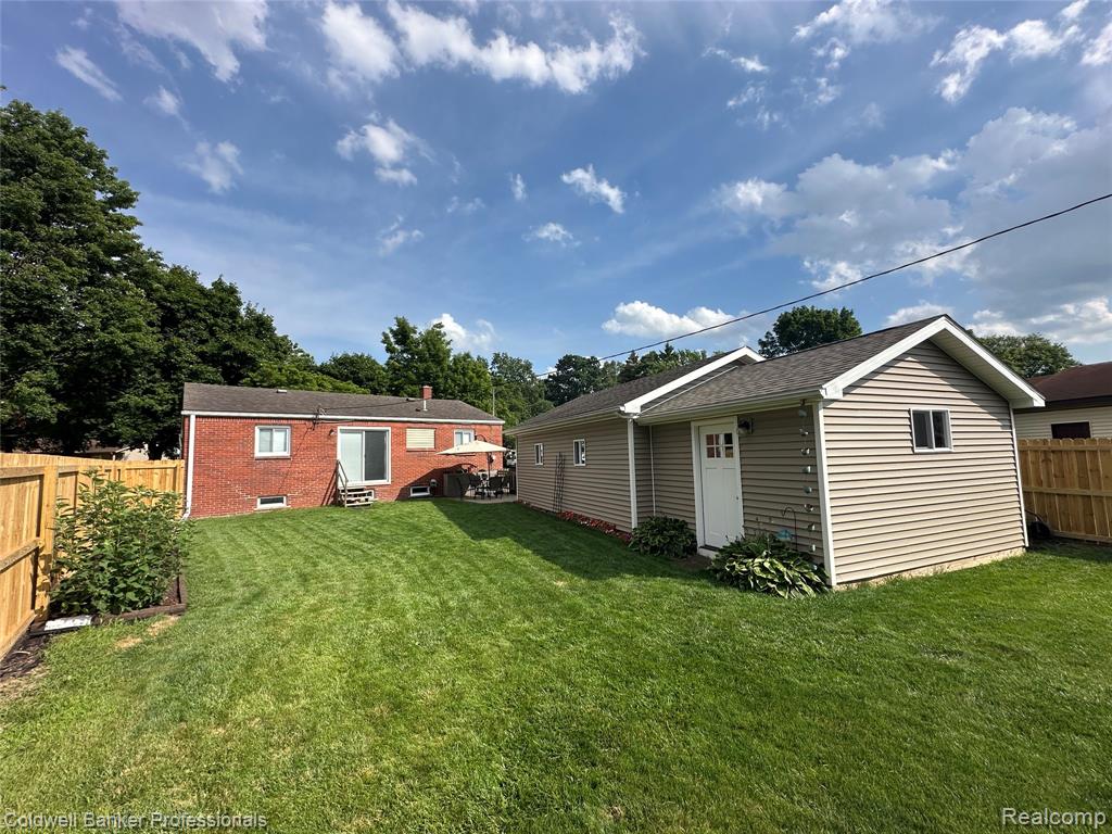 661 Lincoln Street, Lapeer, MI 48446 — Photo 6