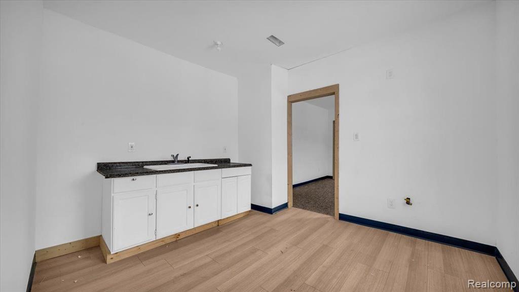 7791 AMERICAN Street, Detroit, MI 48210 — Photo 16