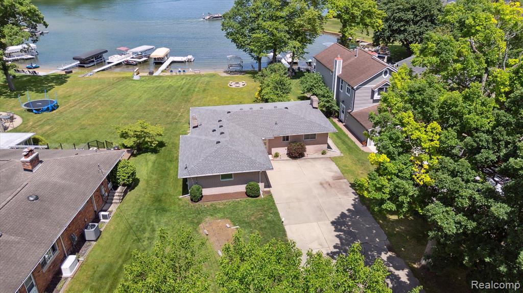 7262 Hatchery Road, Waterford, MI 48327 — Photo 51