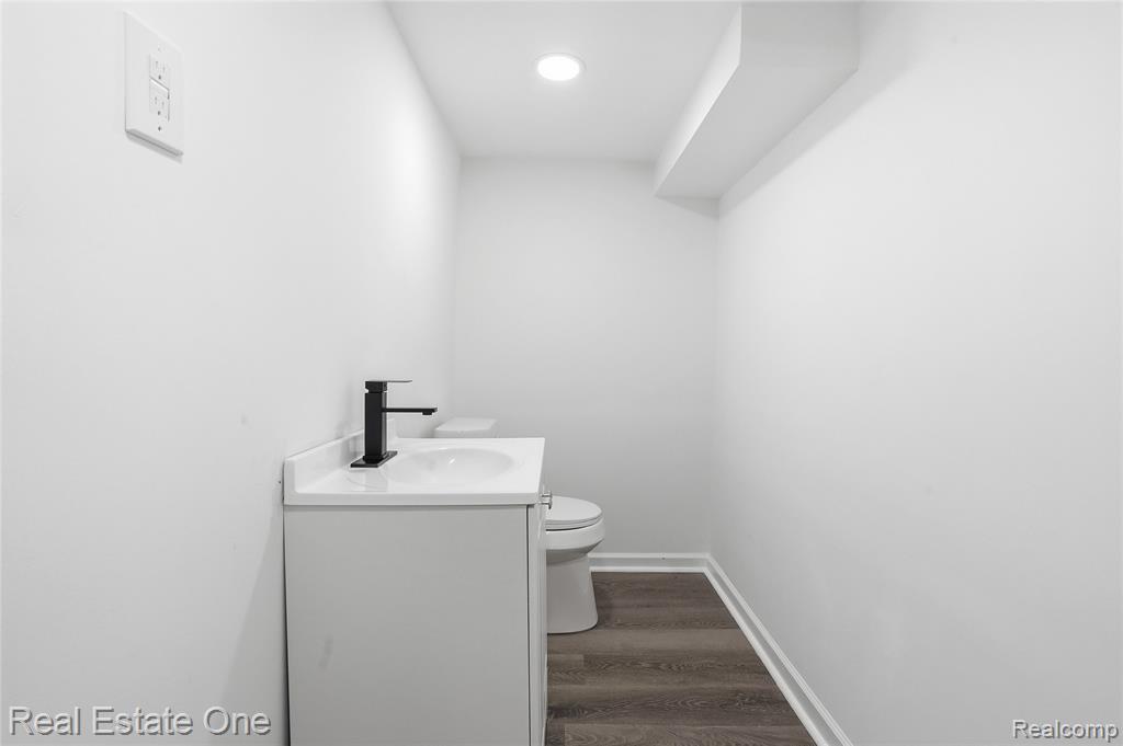 5416 JACKSON Street, Dearborn Heights, MI 48125 — Photo 19