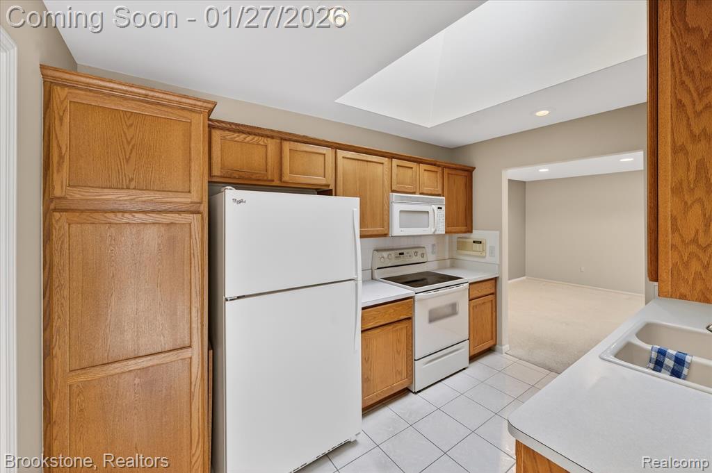 48686 French Creek Court, Utica, MI 48315 — Photo 18