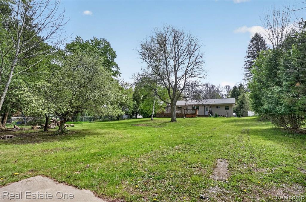 8391 E Court Street, Davison, MI 48423 — Photo 26