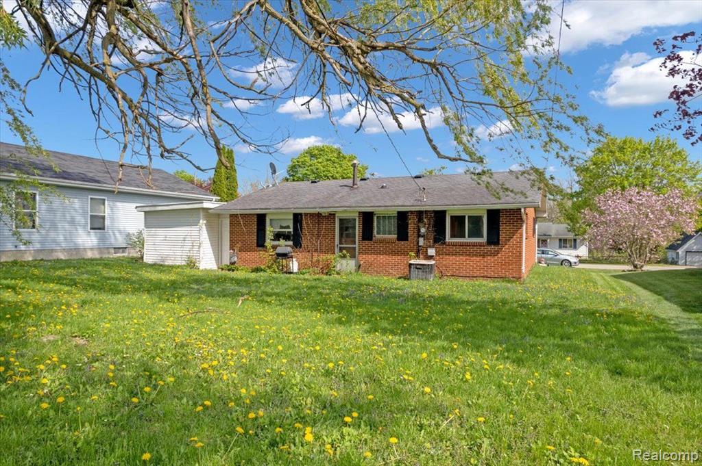 3935 ORR Drive, North Branch, MI 48461 — Photo 2
