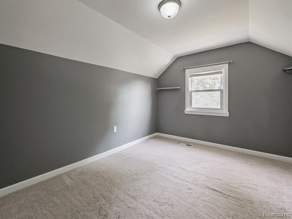 5600 Elmgrove Avenue, Warren, MI 48092 — Photo 19