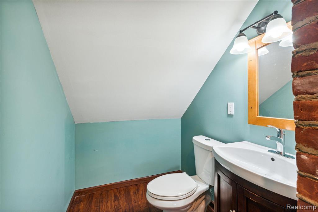 9849 WOODLAND Court, Ypsilanti, MI 48197 — Photo 39
