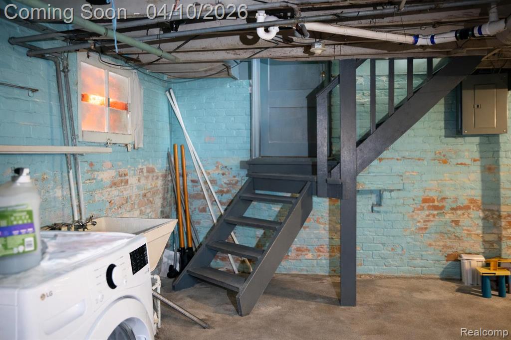 12624 Charest Street, Hamtramck, MI 48212 — Photo 18