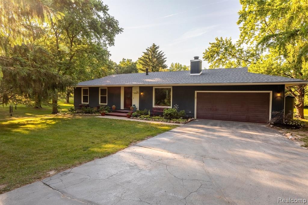 7660 MARSHALL Road, Dexter, MI 48130 — Photo 2