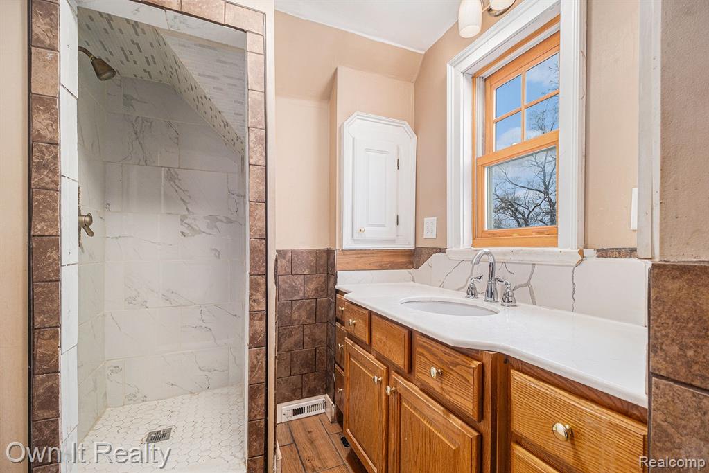 9029 MCGRAW Street, Detroit, MI 48210 — Photo 24