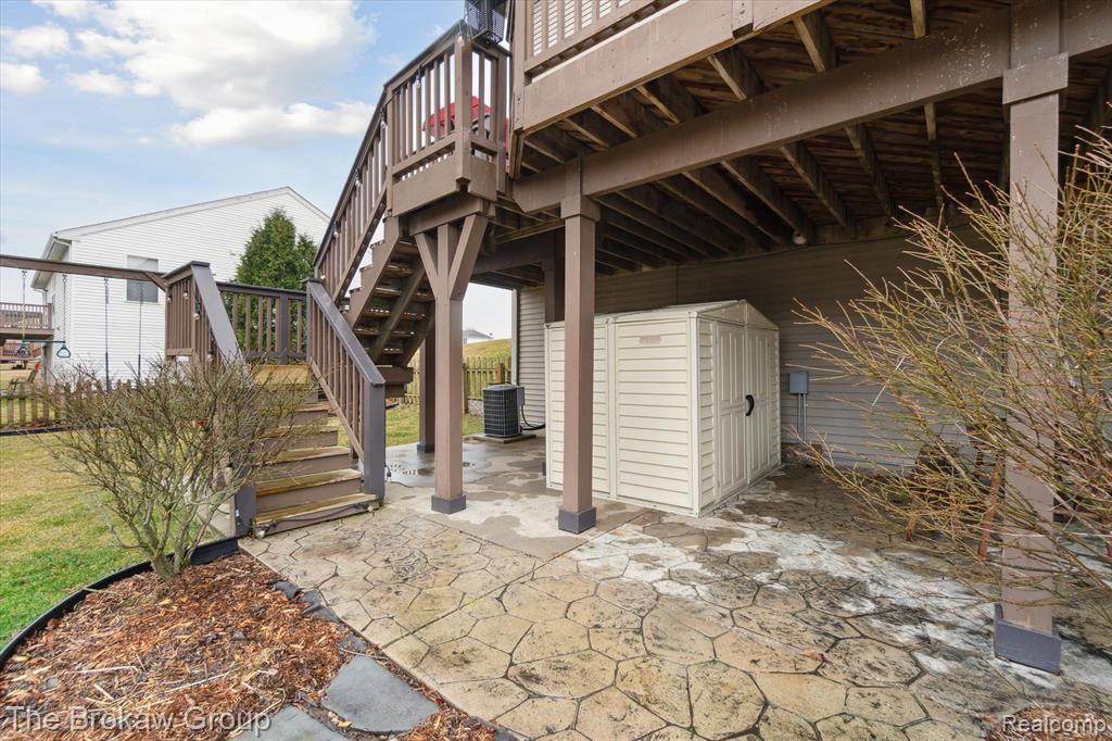5232 NORTHWOOD Road, Grand Blanc, MI 48439 — Photo 52