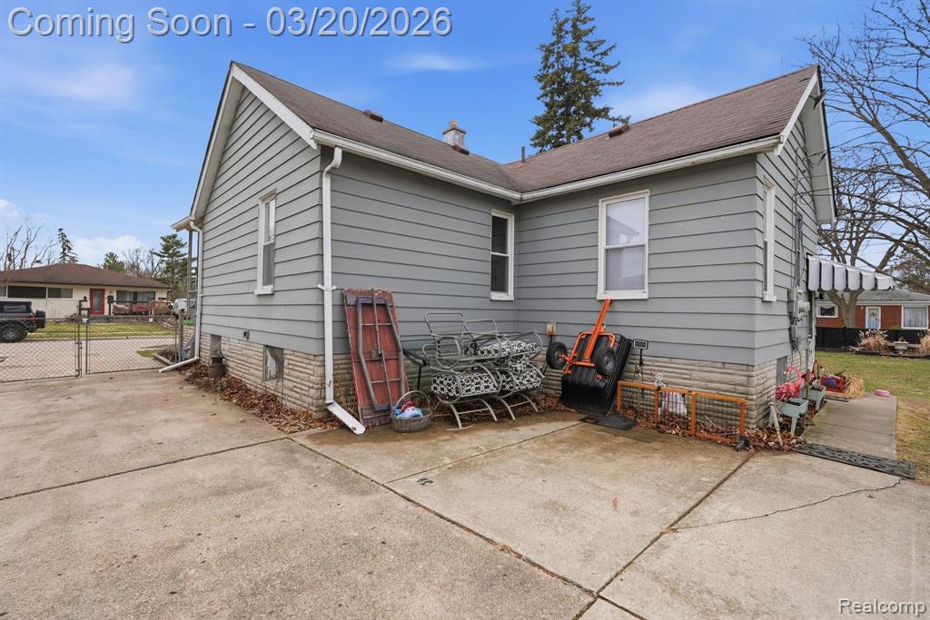 8521 Dale, Center Line, MI 48015 — Photo 21