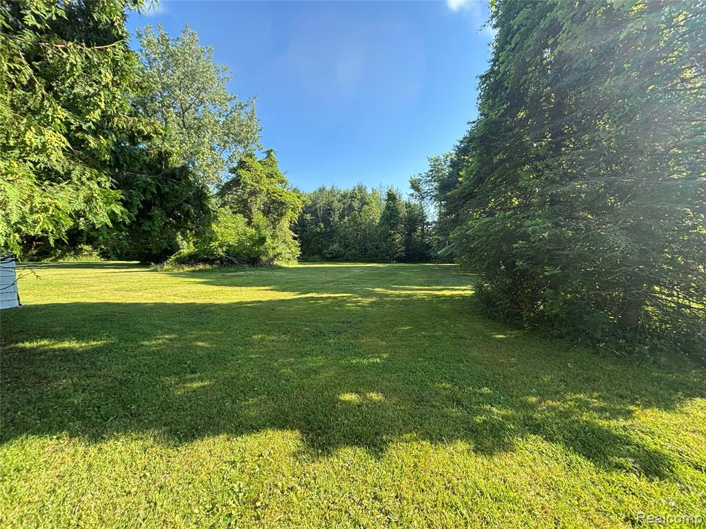 709 E Michigan Avenue E, Au Gres, MI 48703 — Photo 6
