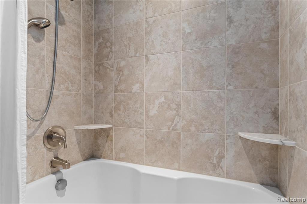 580 S Cranbrook Road, Bloomfield Hills, MI 48301 — Photo 25