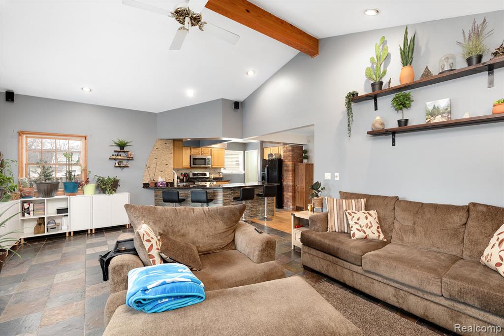 820 N BLAIR Avenue, Royal Oak, MI 48067 — Photo 9