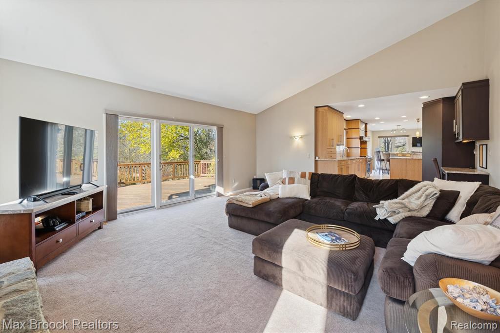 25797 Arcadia Drive, Novi, MI — Photo 14