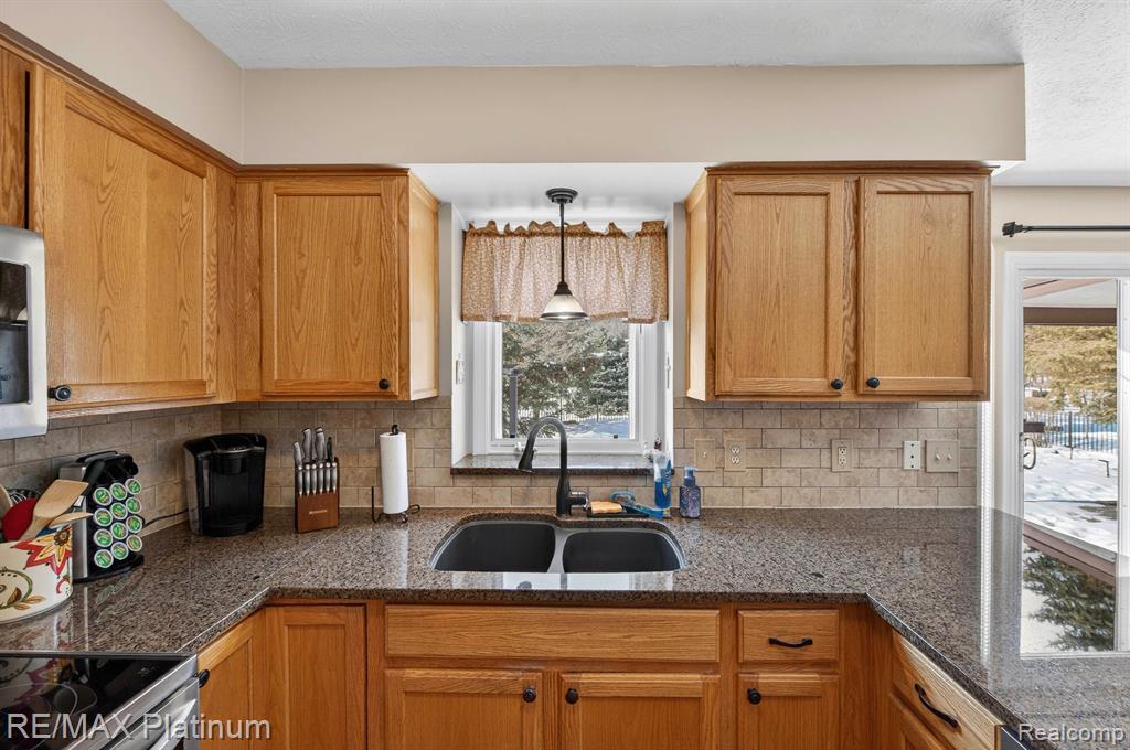 1408 Morning Mist Drive, Howell, MI 48843 — Photo 12
