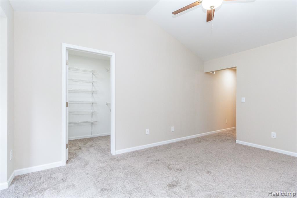 4426 GLENOAKS, Warren, MI 48092 — Photo 10
