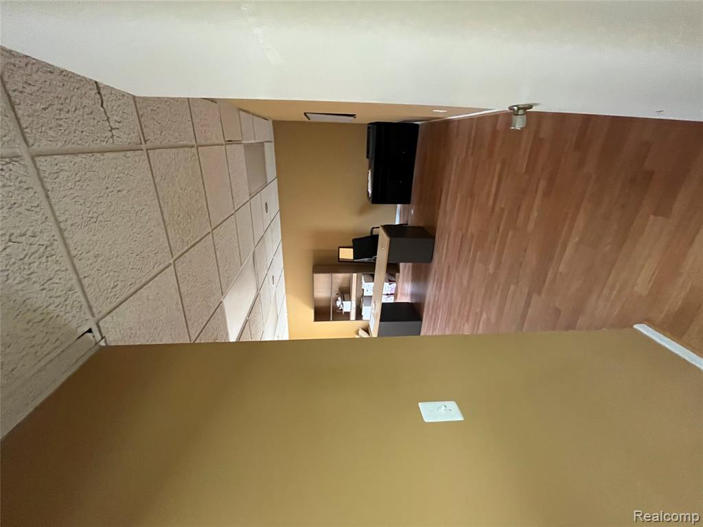 30549 Stephenson Highway, Madison Heights, MI 48071 — Photo 32