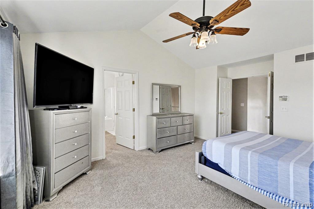 13805 Pond Bluff Drive, Van Buren, MI 48111 — Photo 13