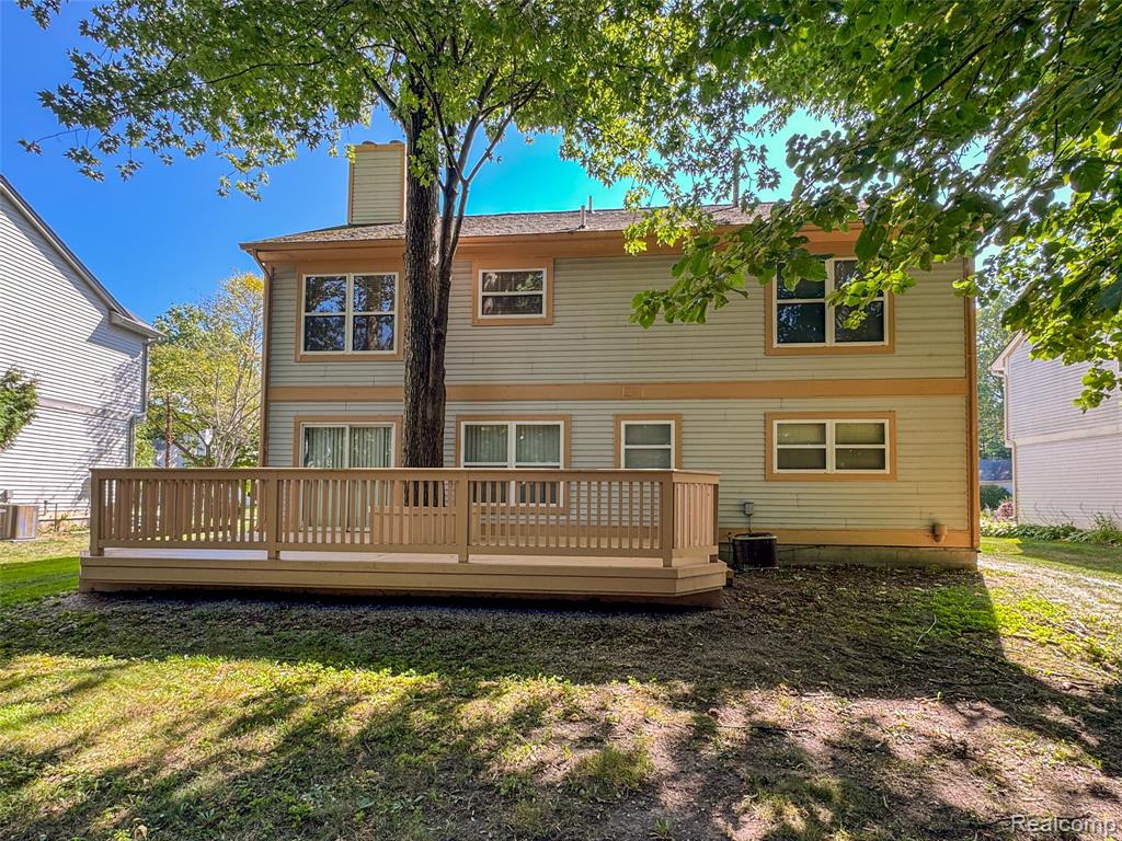 870 Huntclub Boulevard, Auburn Hills, MI 48326 — Photo 27