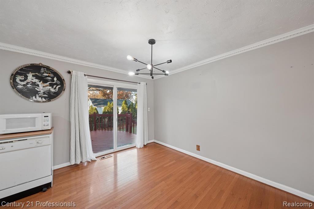 1268 Amarillo Street, Wolverine Lake, MI 48390 — Photo 12