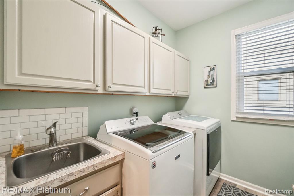 4663 Huntington Drive, Brighton, MI 48116 — Photo 15