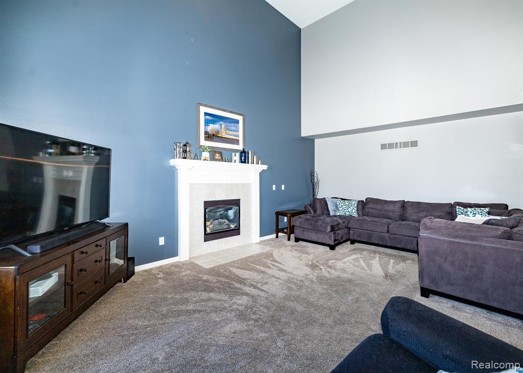 5731 Bingham Drive, Commerce Twp, MI 48382 — Photo 16
