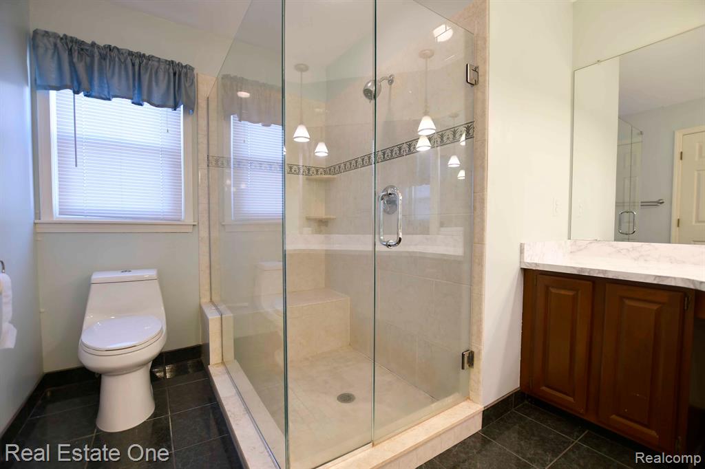 685 ESSEX Drive, Rochester Hills, MI 48307 — Photo 26