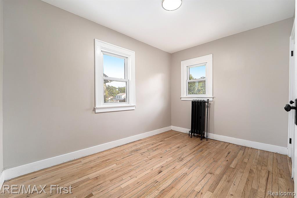 8444 Chalmers Avenue, Warren, MI 48089 — Photo 11