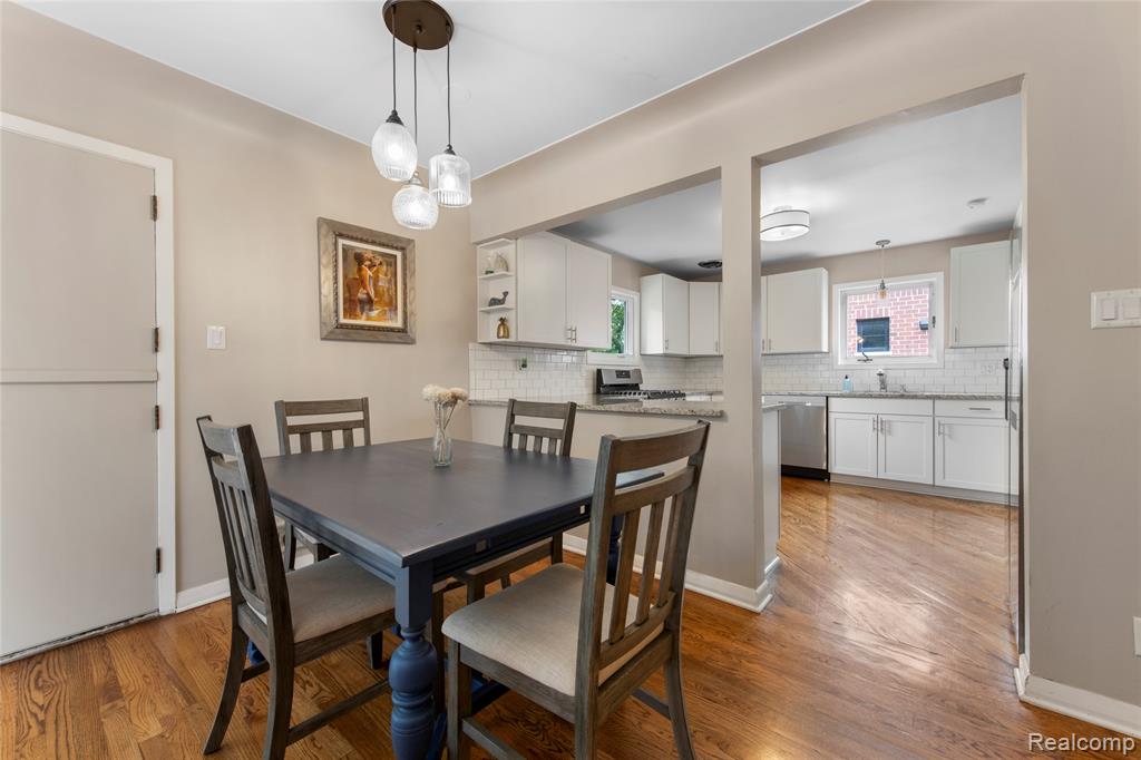 10534 Kingston Avenue, Huntington Woods, MI — Photo 10