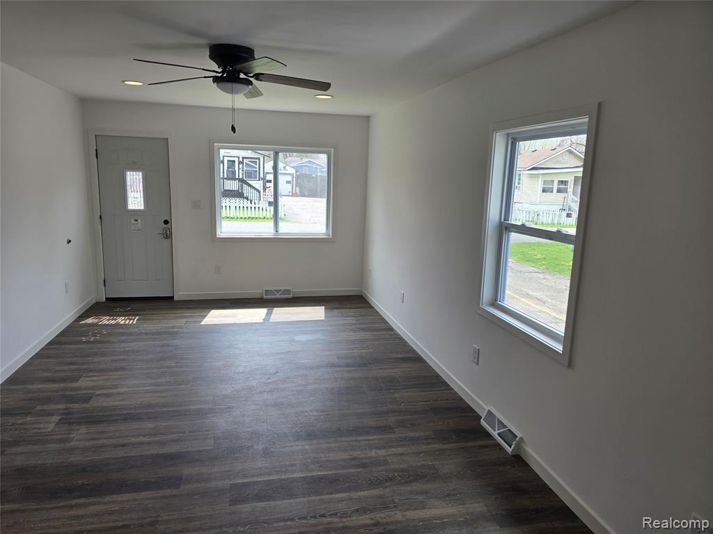 3315 Brookfield Avenue, Kalamazoo, MI 49048 — Photo 4