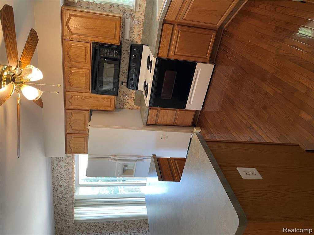 9514 Madison Drive, Van Buren, MI 48111 — Photo 14