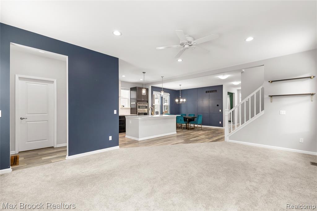 4211 Kent Road, Royal Oak, MI 48073 — Photo 17