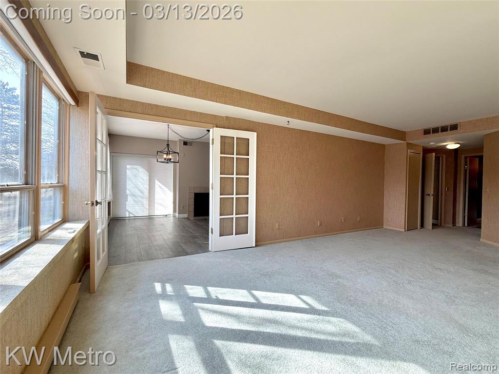 875 Greenview Court, Rochester Hills, MI 48307 — Photo 23