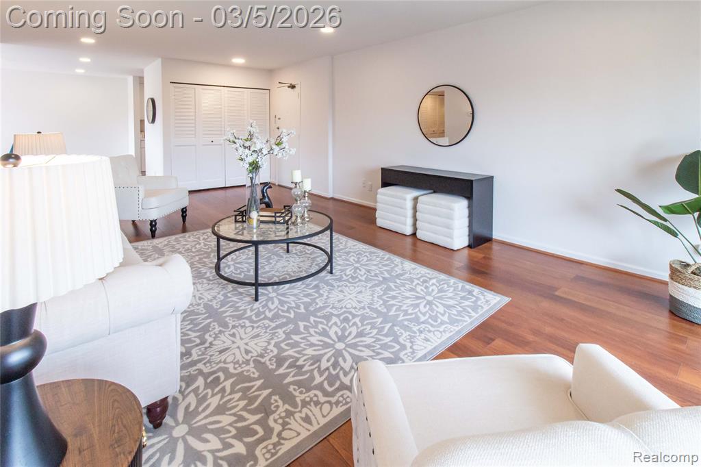 2104 Pauline Boulevard, 305, Ann Arbor, MI 48103 — Photo 6