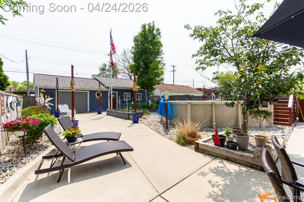 653 Chestnut Street, Wyandotte, MI 48192 — Photo 47