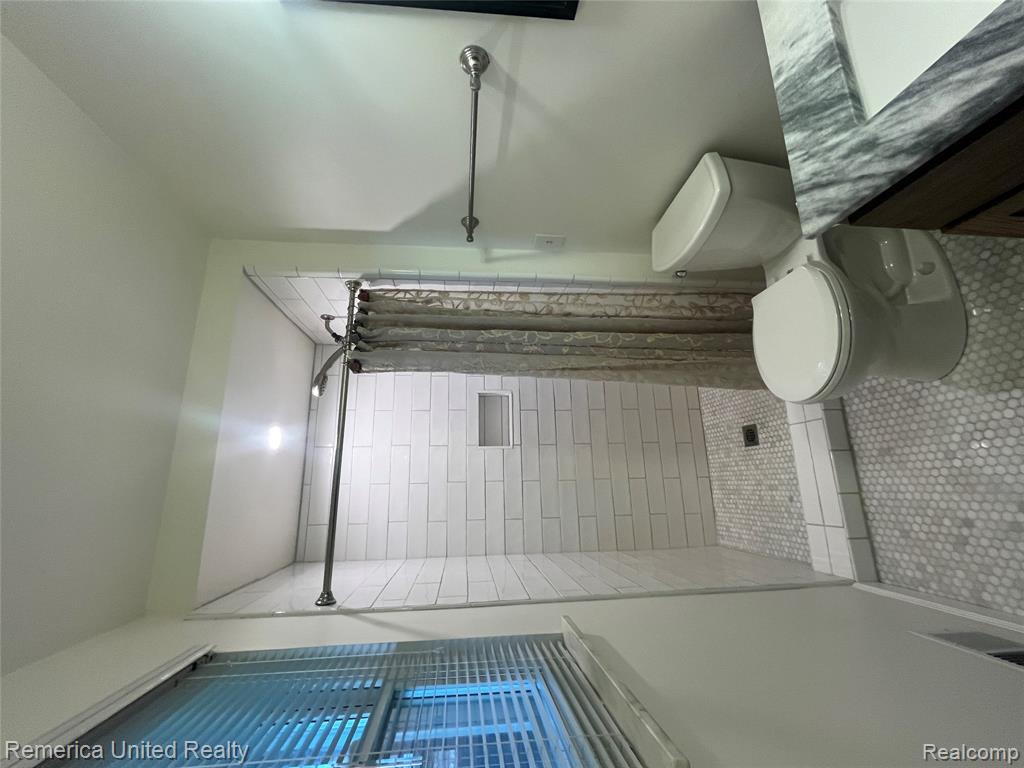 2223 Strader Drive, West Bloomfield, MI 48324 — Photo 21
