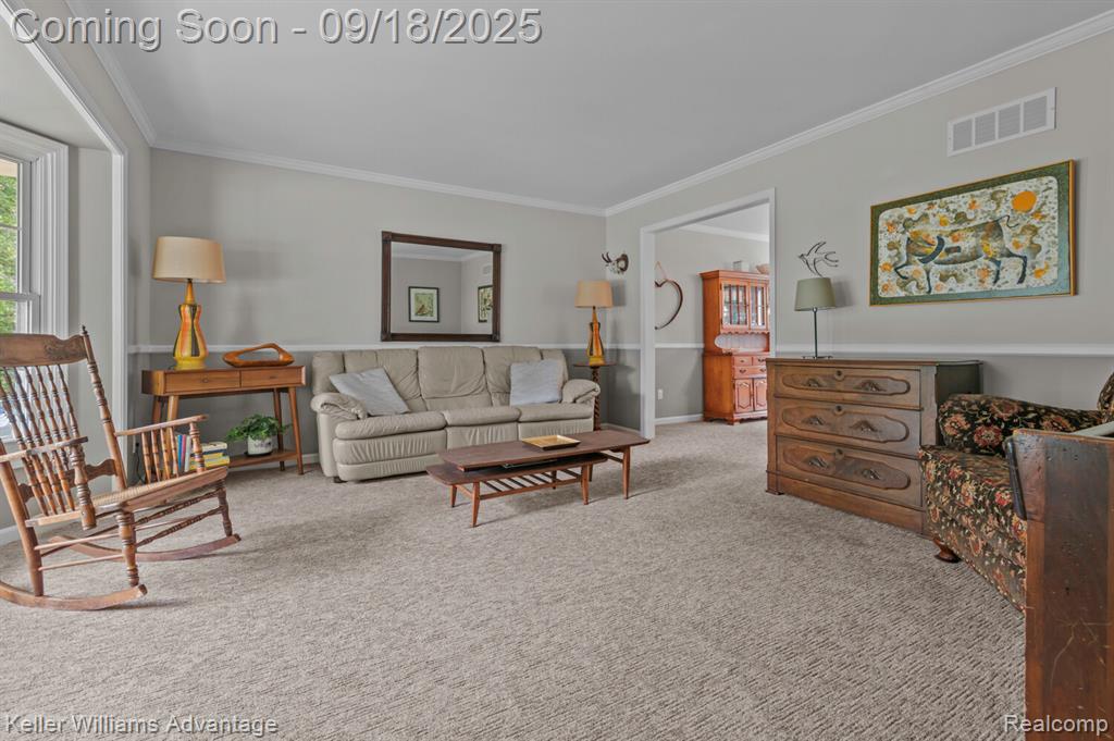 4921 Whitlow Court, Commerce Twp, MI 48382 — Photo 6
