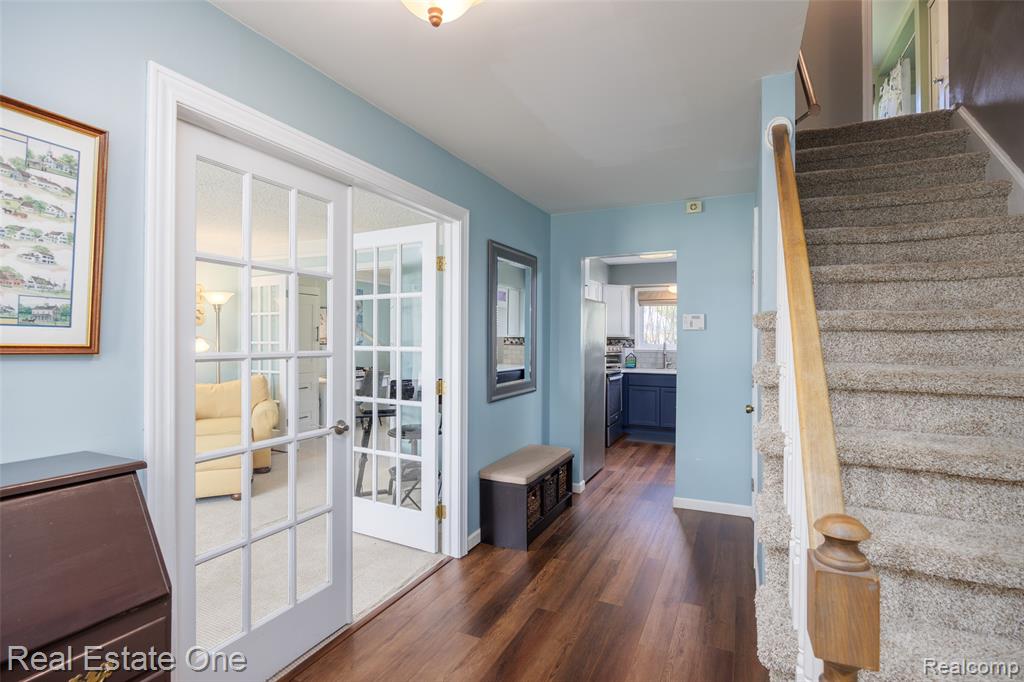 5345 Patterson Drive, Troy, MI 48085 — Photo 2