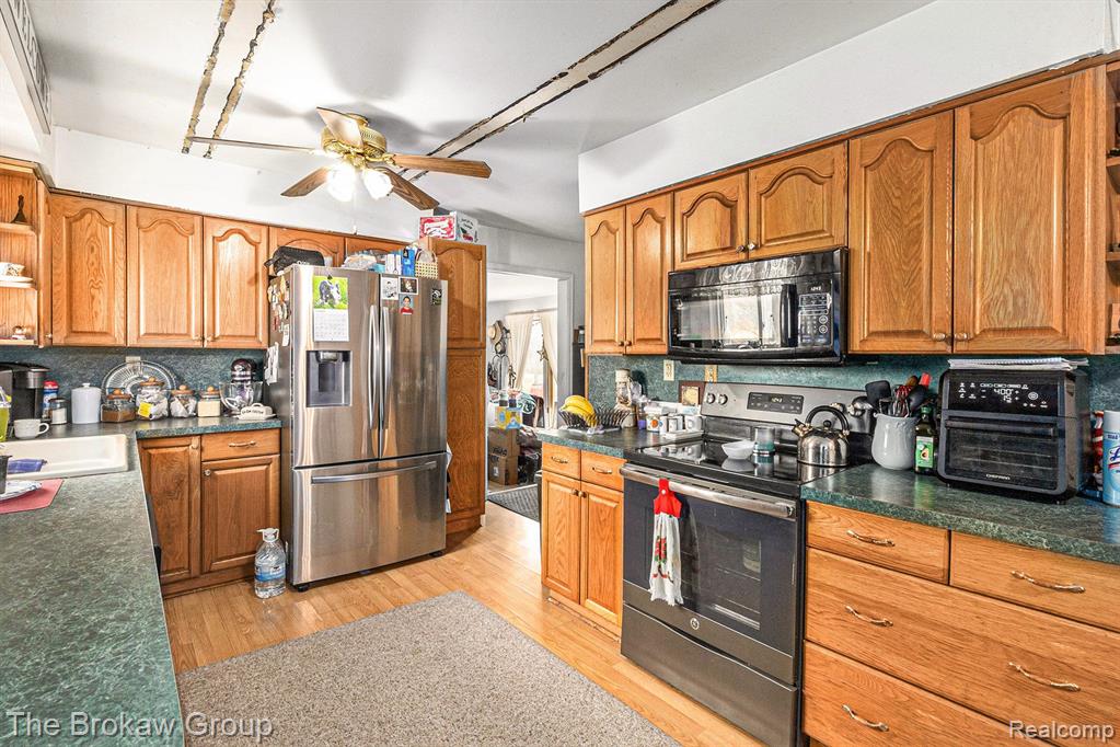 9448 WASHBURN Road, Columbiaville, MI 48421 — Photo 19